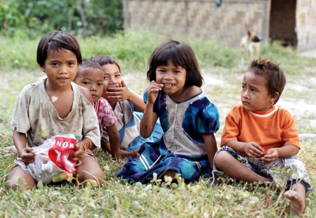 Sulawesi 352 børn i Gimpu rz