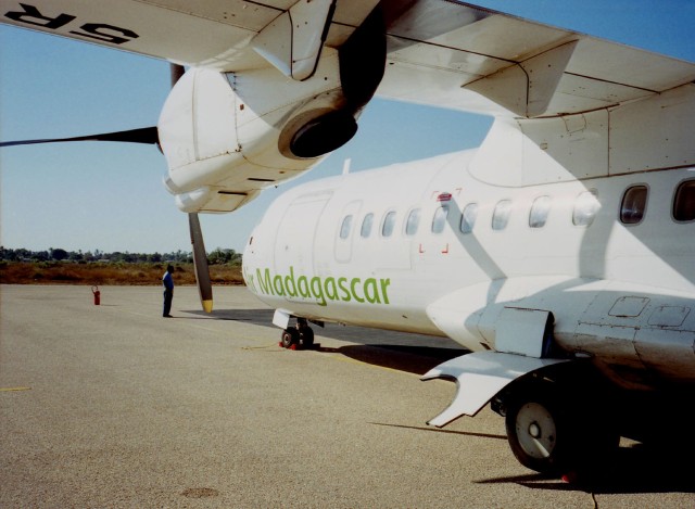 Fly Madagascar 1 rz